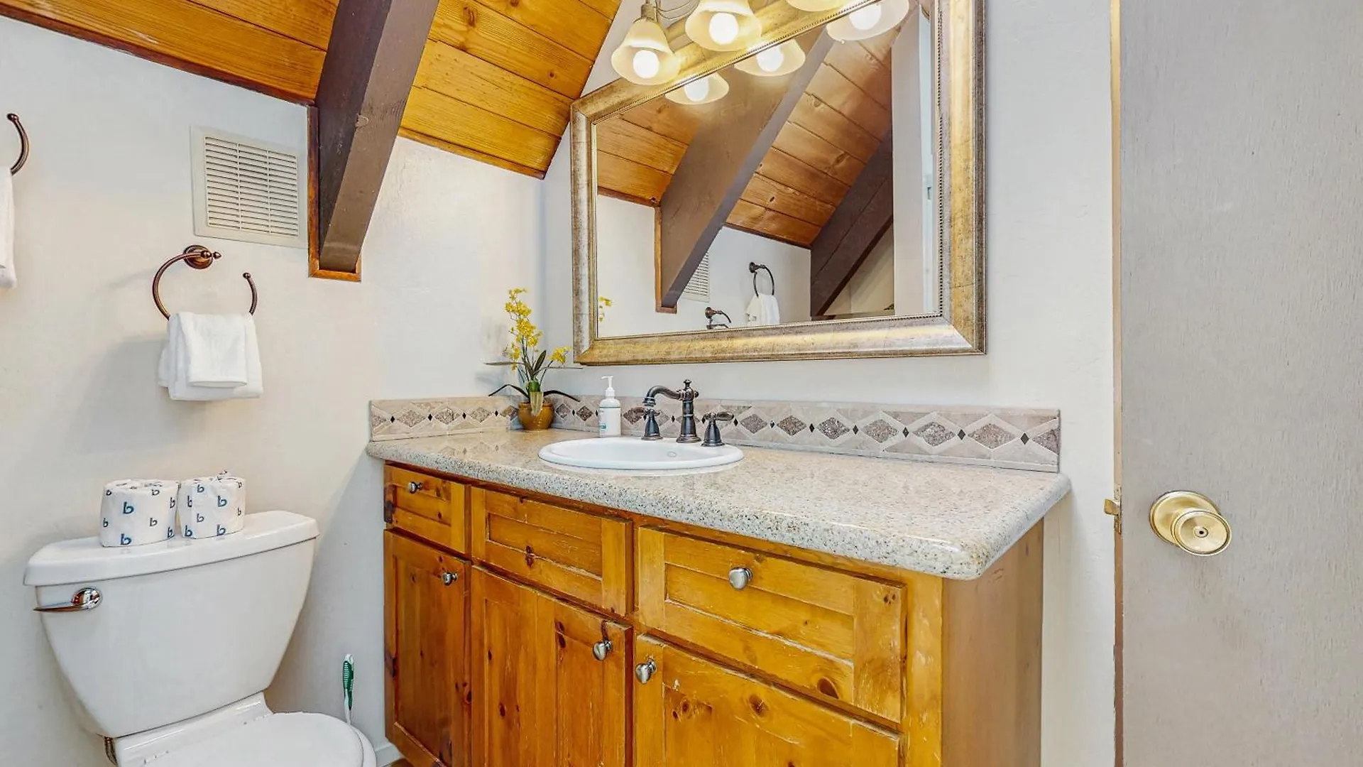 Tallac Views Getaway South Lake Tahoe Hébergement de vacances